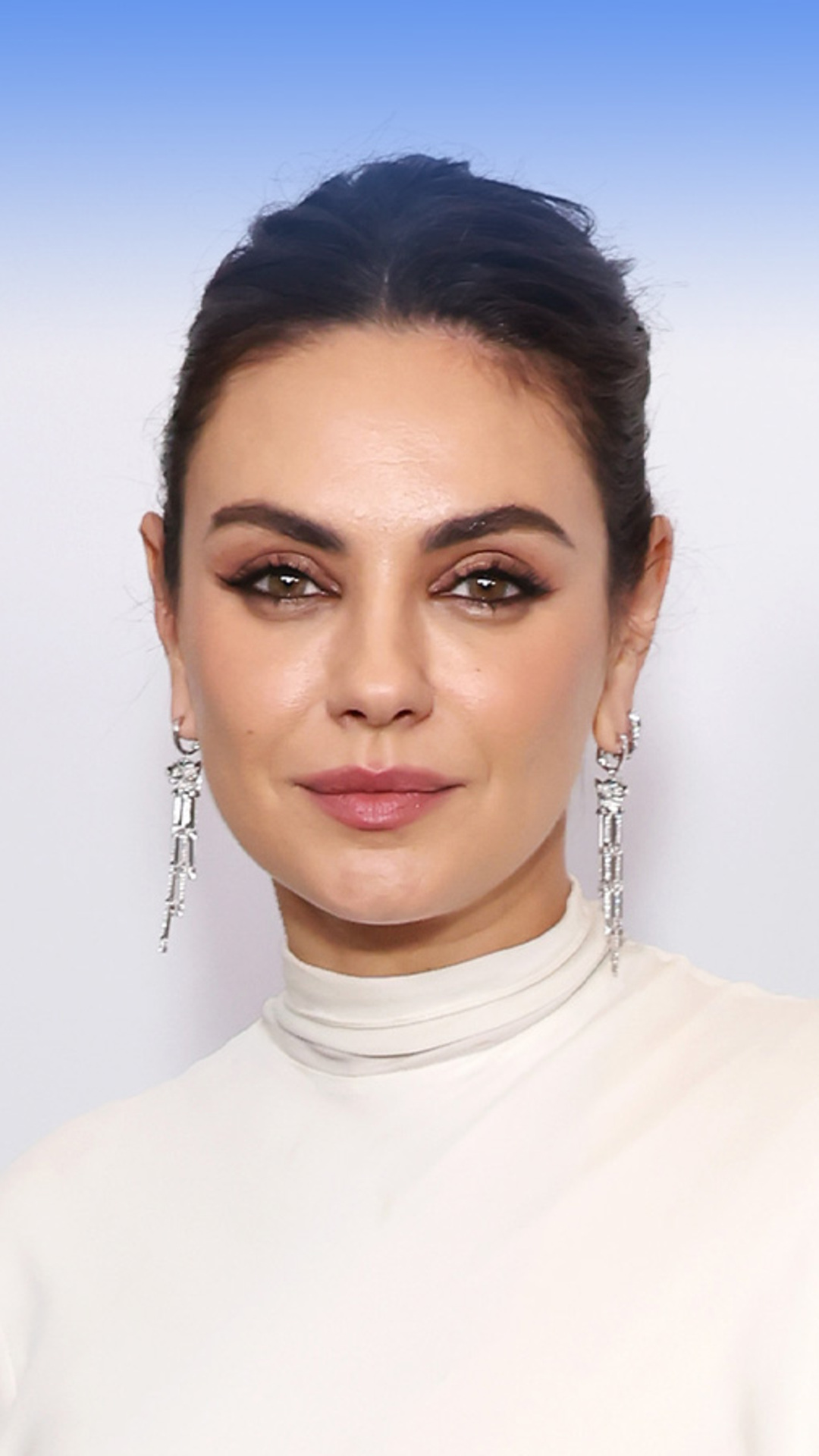 Video thumbnail for Cameron Diaz's Questionable Hygiene Habits