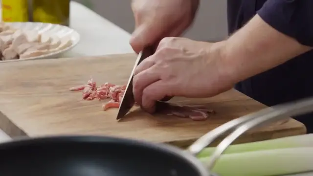 Video thumbnail for Christmas Leftovers Megamix   Jamie Oliver(720P HD)