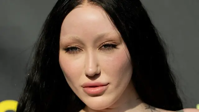 'Video thumbnail for The Stunning Transformation Of Noah Cyrus Is Turning Heads'