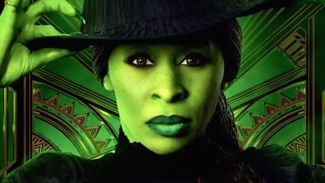 Video thumbnail for Why Dressed Up Wicked Fans Aren't Allowed In Their Movies