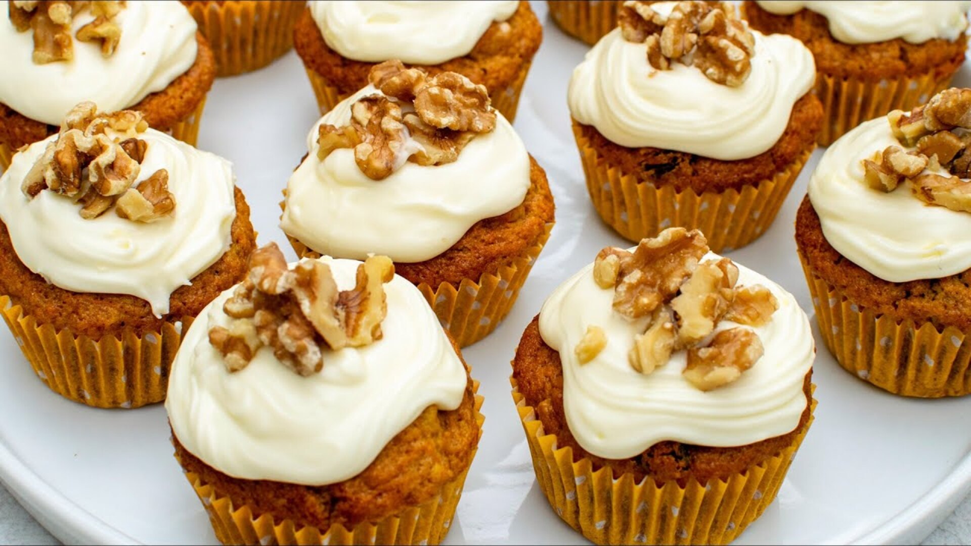 Video thumbnail for Classic Carrot Cake Cupcakes Recipe
