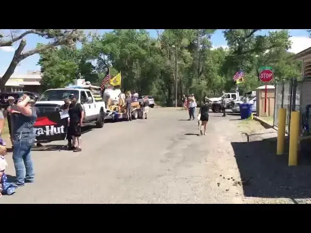 Video thumbnail for City Walks - Roundup Parade - Livestream from Livingston Montana