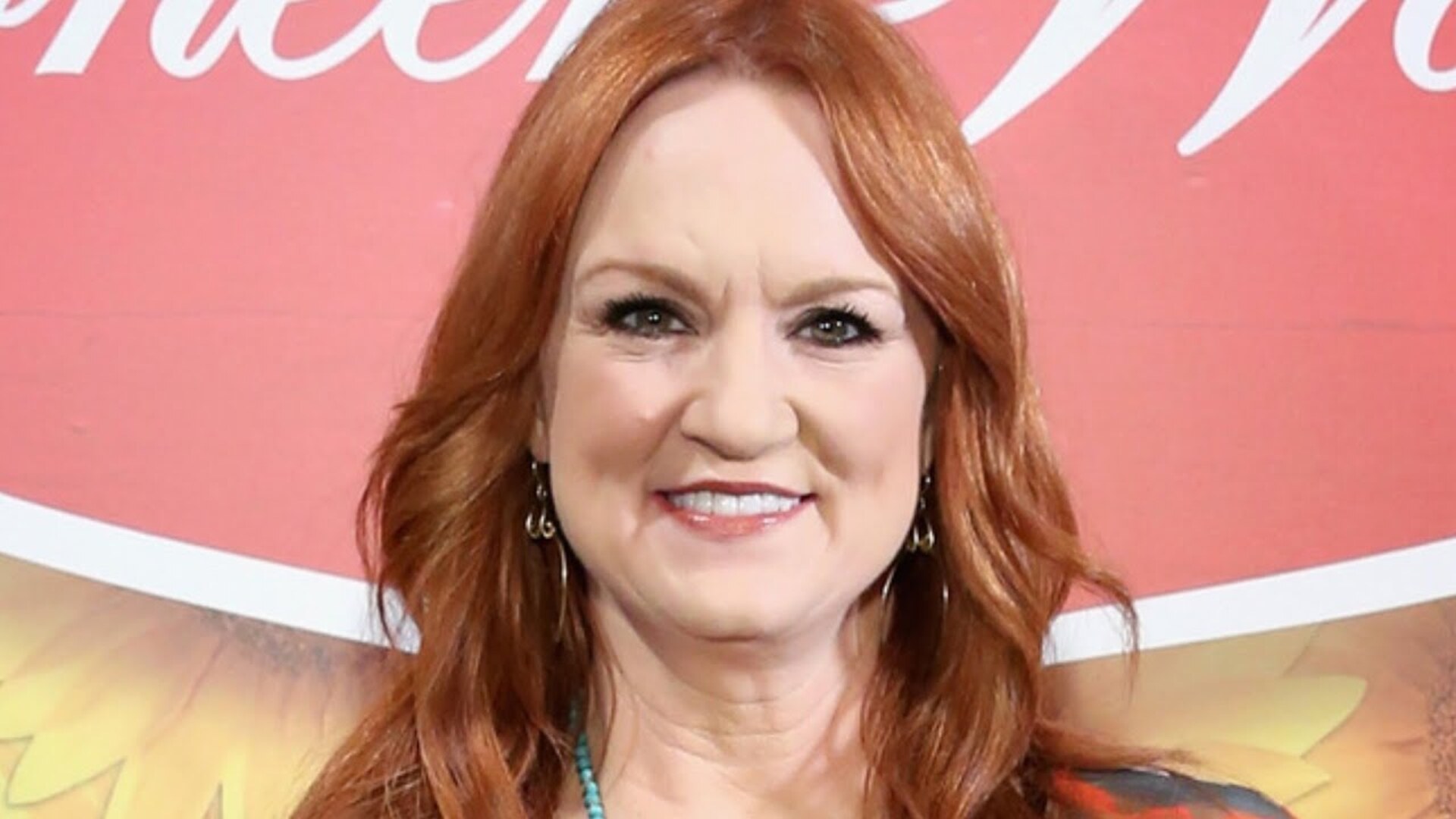 Video thumbnail for This Is What Ree Drummond Typically Eats In A Day