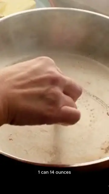 Video thumbnail for coconut macaroons recipe