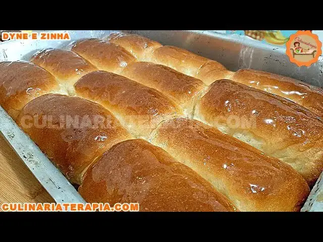 Video thumbnail for Pão Doce Fofinho e Macio Igual a Algodão Super Econômico com Apenas 1 Ovo! - Dyne e Zinha