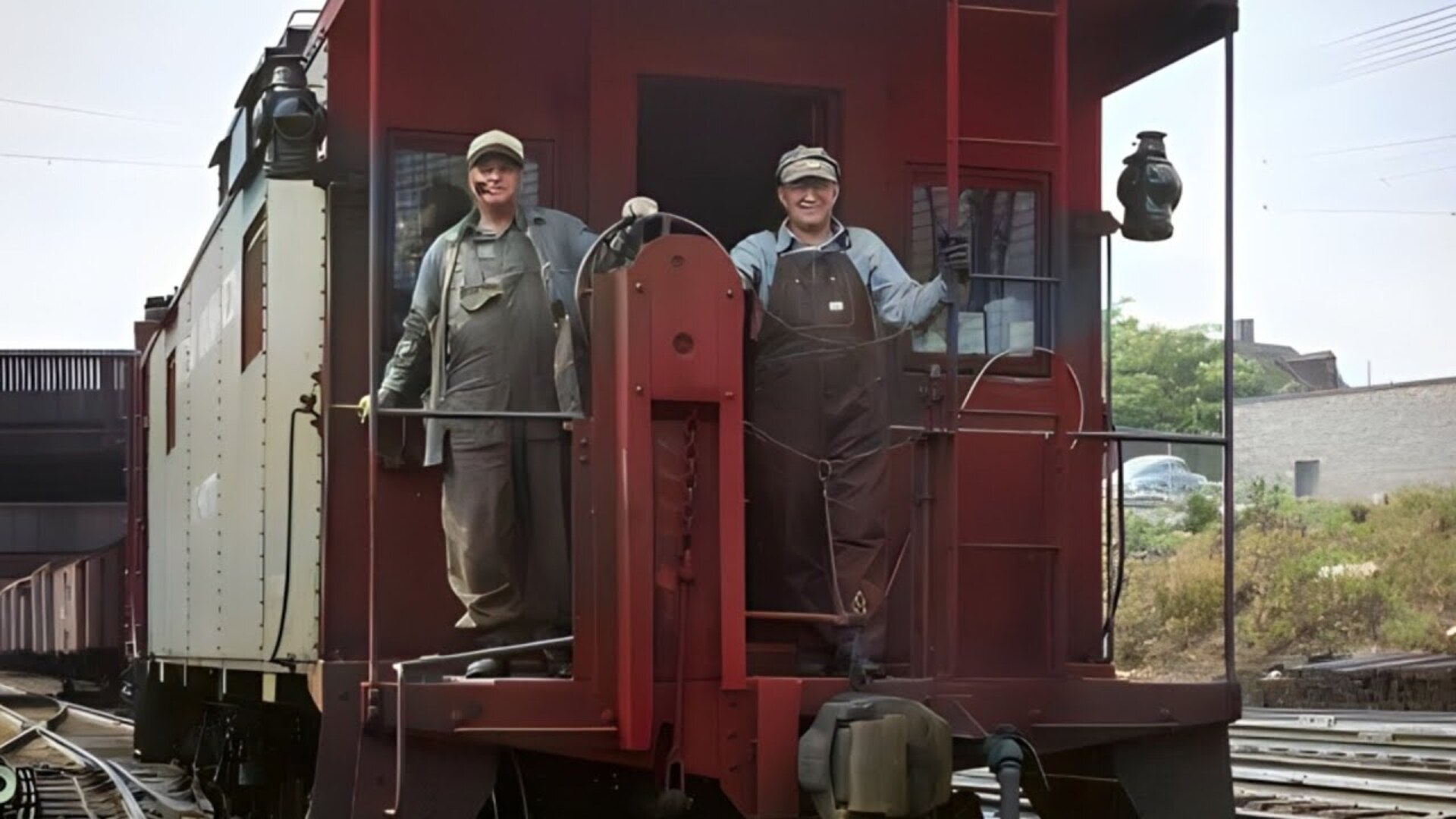 Video thumbnail for The Real Reason You Never See Cabooses On Trains Anymore