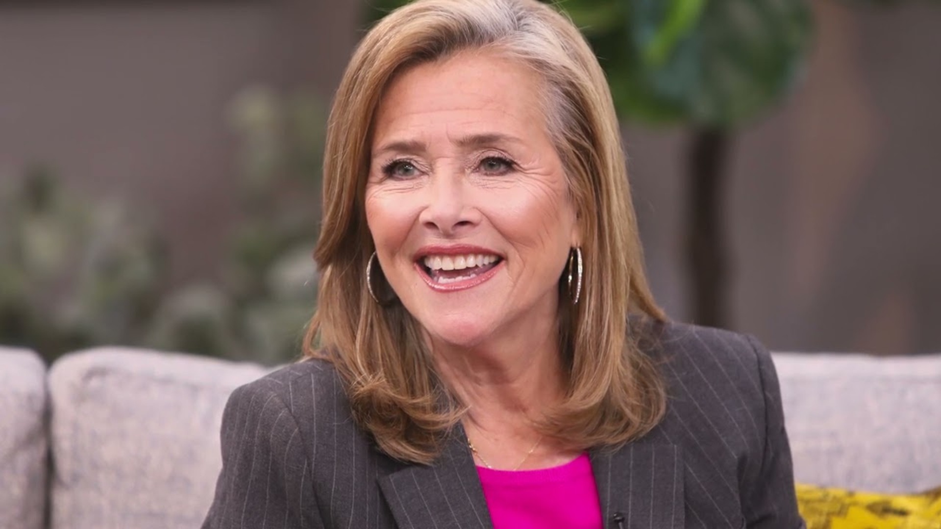 Video thumbnail for Here's The Truth About TV Host Meredith Vieira