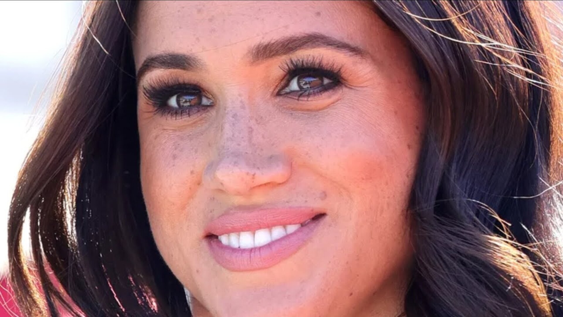 Video thumbnail for Meghan Markle's Alleged Nickname From Her Neighbors Revealed