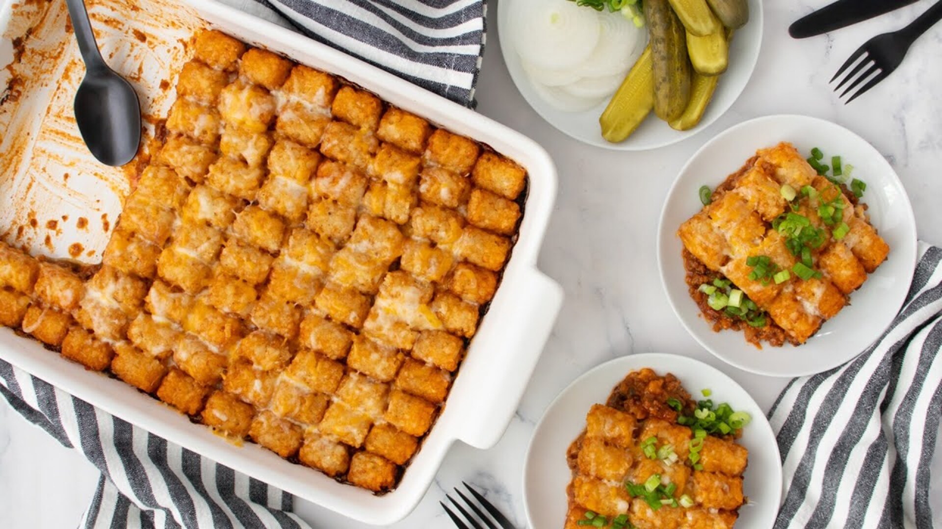 Video thumbnail for Sloppy Joe And Taters Casserole Recipe