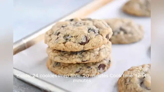 Video thumbnail for chocolate chip oatmeal cookies recipe