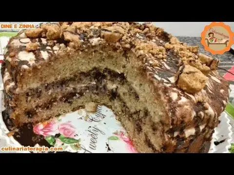'Video thumbnail for Como Fazer Bolo de Paçoca de Amendoim Recheado - Com Pão de Ló de Paçoca'