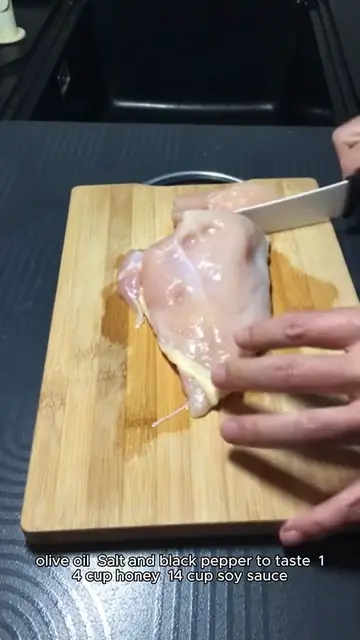 'Video thumbnail for Honey garlic chicken wings'
