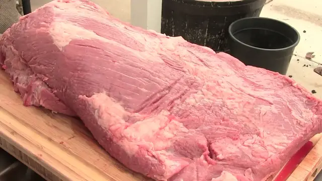 Video thumbnail for Texas Style Beef Brisket on the RecTec RT 680 Pellet smoker(720P 60FPS)