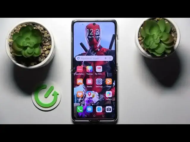 Video thumbnail for Refresh Rate Settings - HUAWEI P50 Pocket & Display Customizations