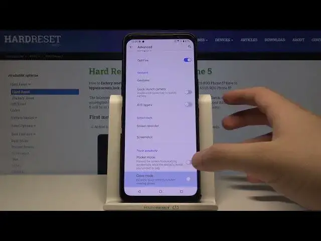 'Video thumbnail for How to Activate Glove Mode on ASUS ROG Phone 5 – Use Device with Gloves'