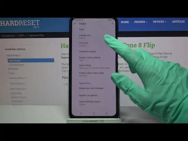 'Video thumbnail for ASUS ZenFone 8 Flip and Display Features – Choose New Font Size'