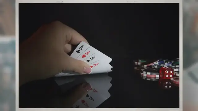 'Video thumbnail for How Many Decks Are Used in a Game of Blackjack?'