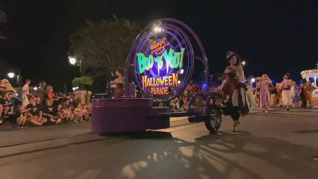 'Video thumbnail for Mickey’s Boo To You Halloween Parade at Disney World'