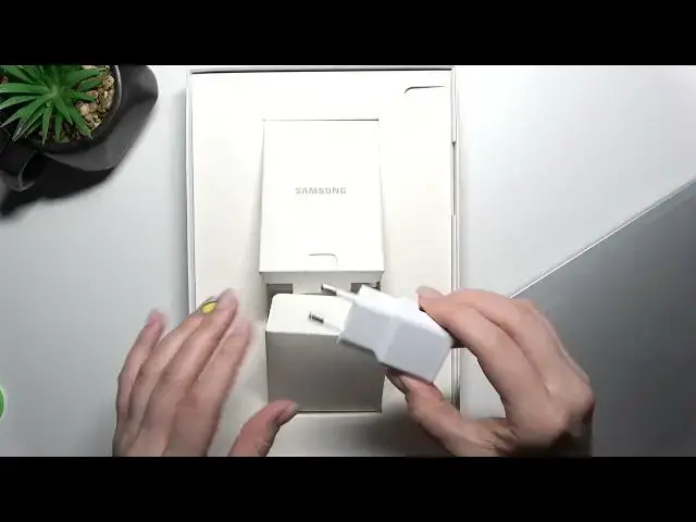 Video thumbnail for Does Samsung Galaxy Tab A8 2021 Comes With Charger? | What in the Samsung Galaxy Tab A8 2021 box