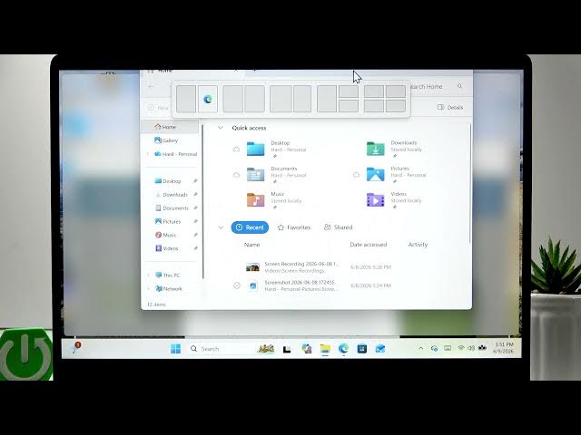Video thumbnail for DELL Pro 14 – How to Use Split Screen