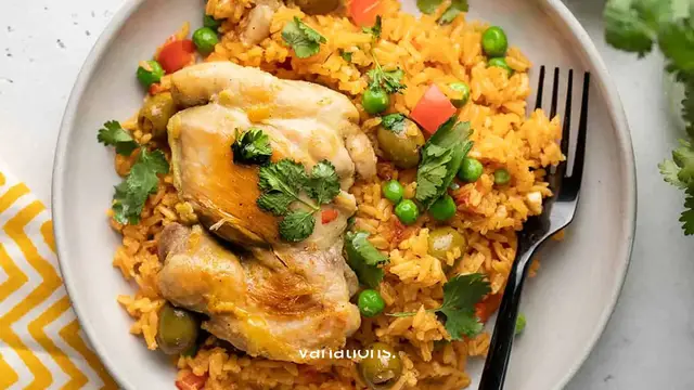 Video thumbnail for Arroz con pollo recipe