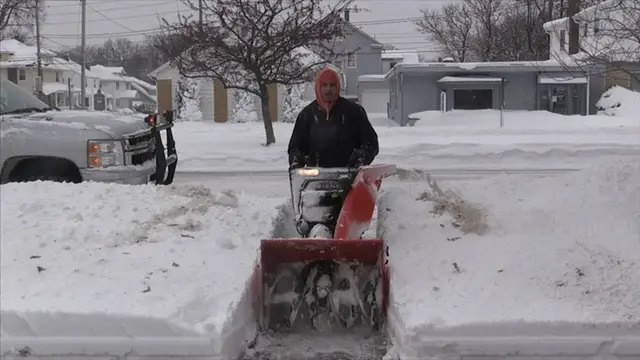 Video thumbnail for Equipment Retailers Busy With Storm