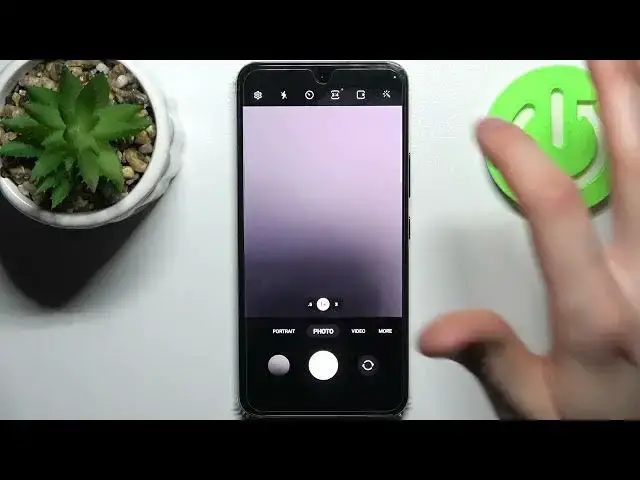 Video thumbnail for How to Enable Live Photos in SAMSUNG Galaxy S22?