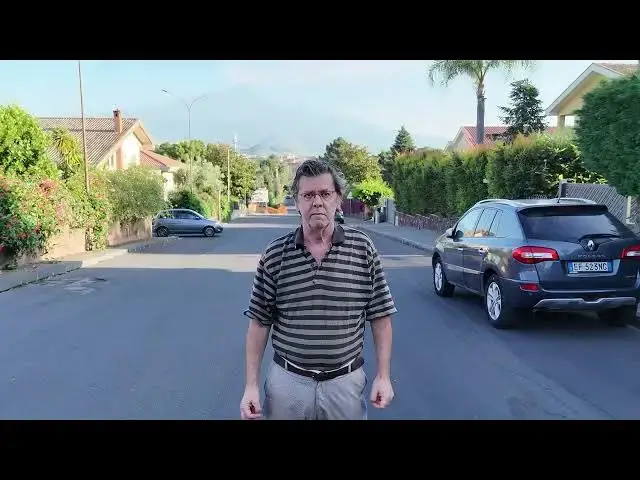 'Video thumbnail for Dolly Zoom with DJI Flip'
