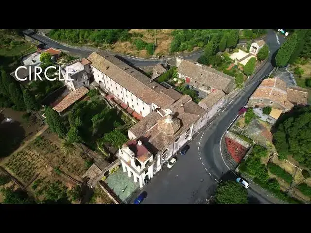 'Video thumbnail for Drone QuickShots - Circle'