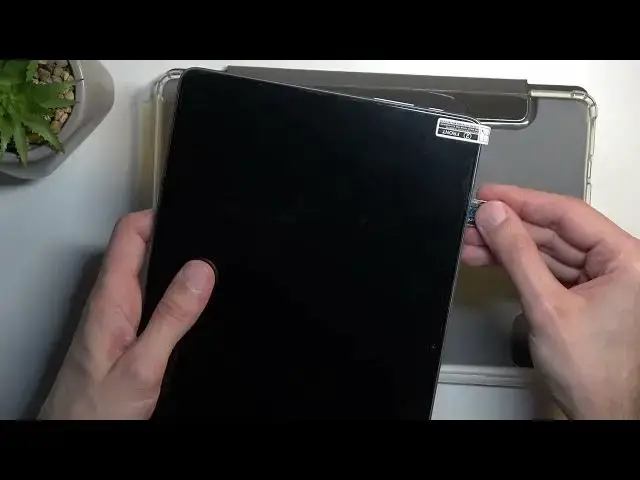 Video thumbnail for How to Insert Nano SIM and Micro SD Card on DOOGEE V Max? - Set Up SIM and SD