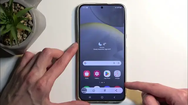 Video thumbnail for How to Take Screenshot on Samsung Galaxy S24 Plus – Capture Screen