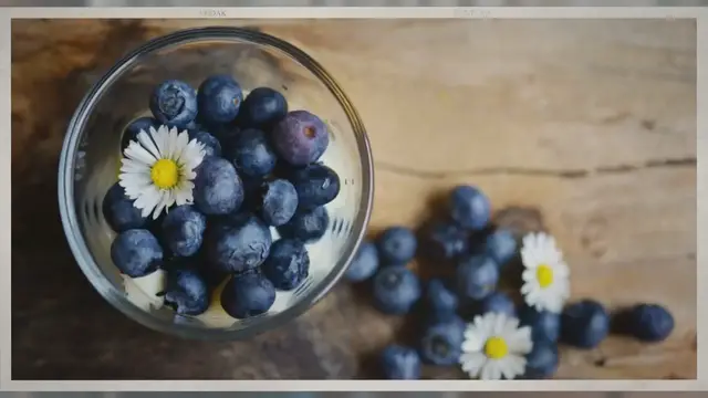 Video thumbnail for Are Blueberries Acidic? Are They Bad for Acid Reflux?