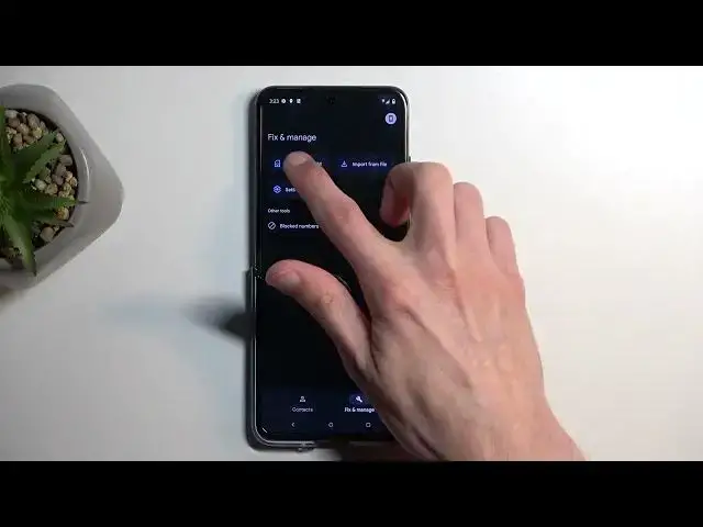 'Video thumbnail for How to Copy Contacts from SIM Card to Internal Storage on MOTOROLA Razr 40 Ultra'