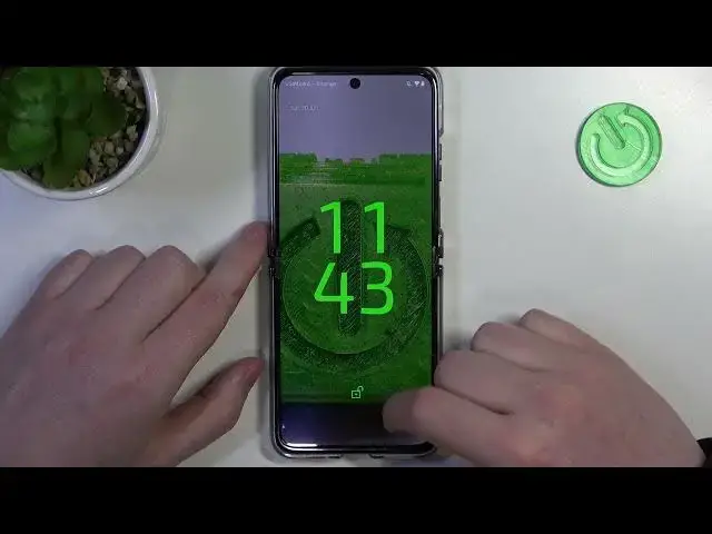 'Video thumbnail for MOTOROLA Razr 40 Ultra - All Gestures & Motions Review & Tutorial'