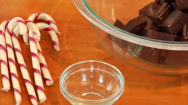 'Video thumbnail for 35.Dark Chocolate Peppermint Bark Recipe - Healthy Holiday Treat (720p 30fps)'