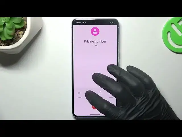 'Video thumbnail for Google Pixel 8 Pro - Incoming Call Screen'