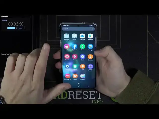 'Video thumbnail for Samsung Galaxy S21+ | Face Unlock Speed Test | Does Faster Recognition Feature Really Work'