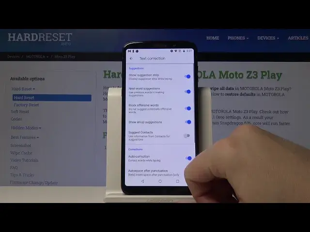 'Video thumbnail for How to Activate Auto Correction on MOTOROLA Moto Z3 Play – Turn On Auto Correction'