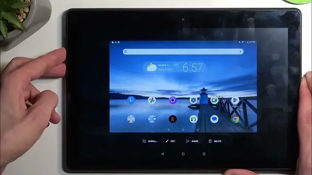 Video thumbnail for How to Make Screenshot on LENOVO Tab E10