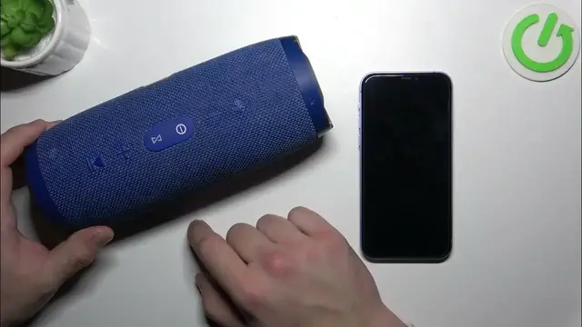 Video thumbnail for How to Switch On/Off JBL Charge 3 – Power On/Off Device