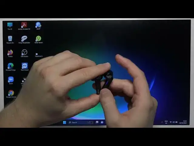 Video thumbnail for How To Pair ASUS ROG Cetra True Wireless Earbuds with Your Smartphone!