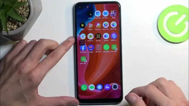 Video thumbnail for How to Record the Screen on REALME C17 - Screen Recorder