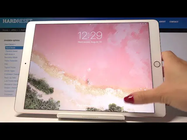 Video thumbnail for How to Set Up Passcode in iPad Pro 10.5 - Add Passcode