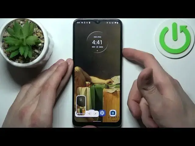 'Video thumbnail for How to Take a Screenshot on MOTOROLA Moto E22i'