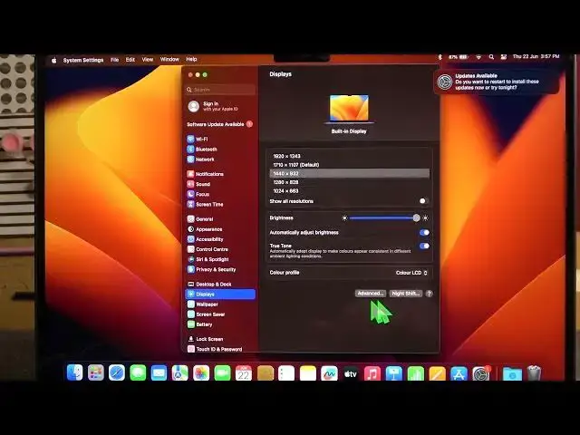 'Video thumbnail for How To Enter Advanced Display Settings In Macbook Air M2 2023'