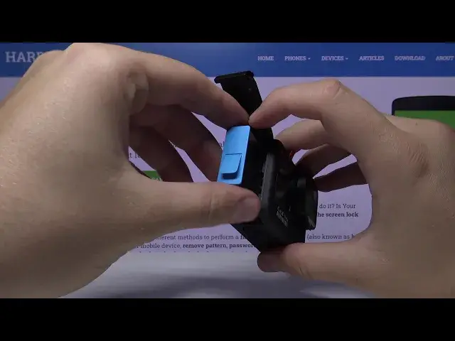 Video thumbnail for GoPro Hero 9 - How to Insert Battery