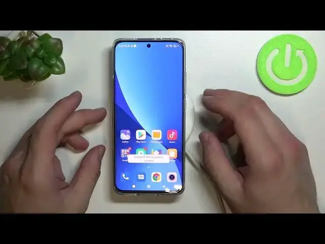 'Video thumbnail for Xiaomi 12 - Does it support wireless charging'