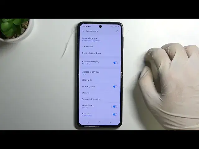 'Video thumbnail for How to Turn On Always on Display in SAMSUNG Galaxy Z Flip3 5G - Enable Always On Display'
