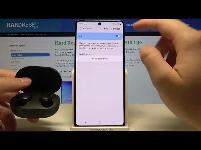 Video thumbnail for How to Pair Xiaomi AirDots 2 with Samsung Galaxy S10 Lite - Connect Wireless Headphones