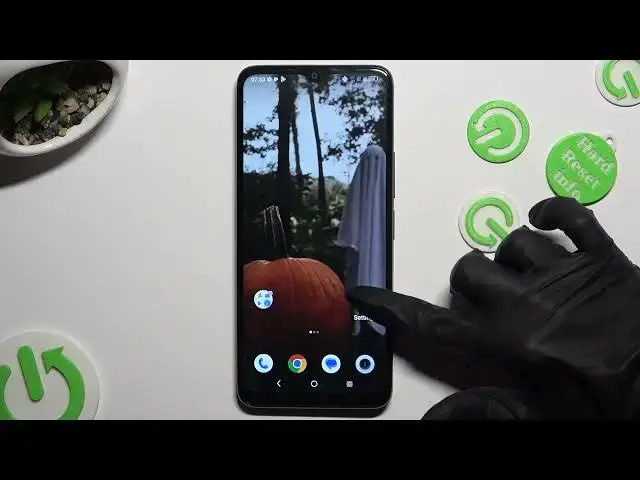 'Video thumbnail for TCL 406 Turn On Off Auto Rotate Screen'